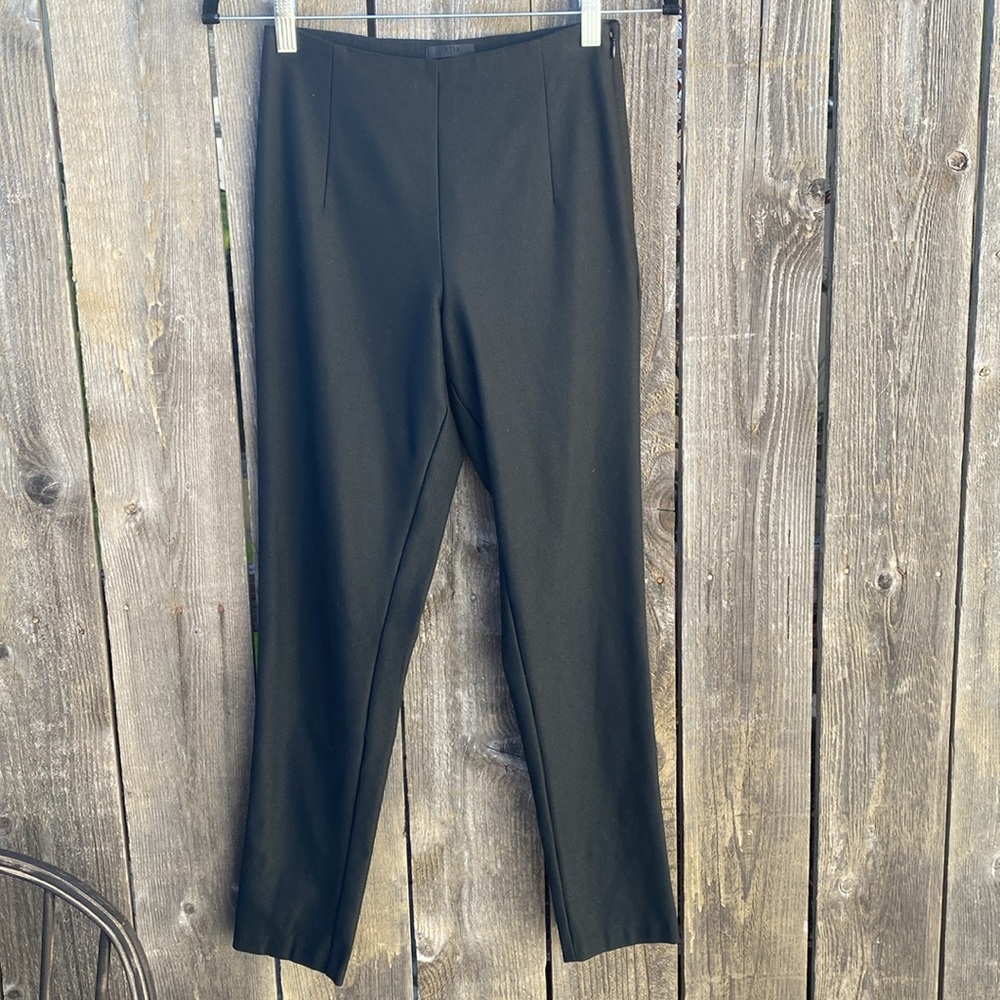 ATM cigarette pants, high waist, cropped.